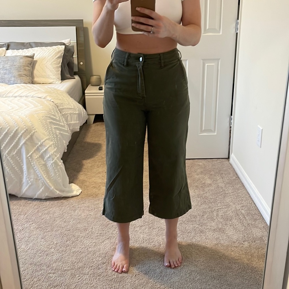 Capri Pants